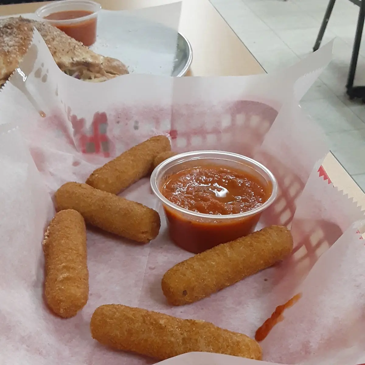 Mozzarella Sticks 7 Pieces