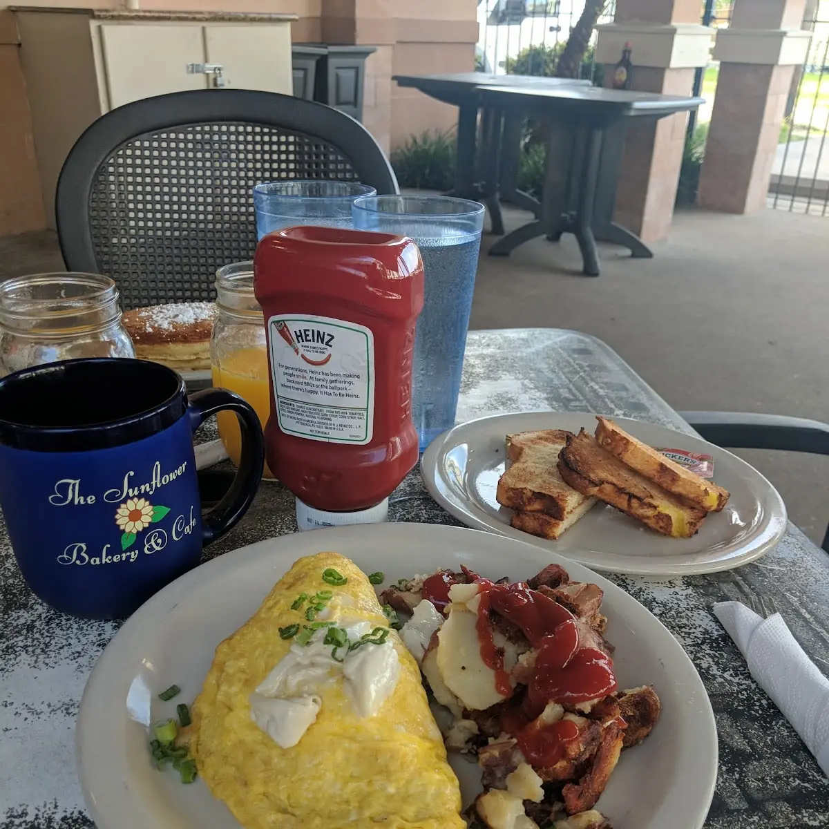 Crab Cakes Benedict