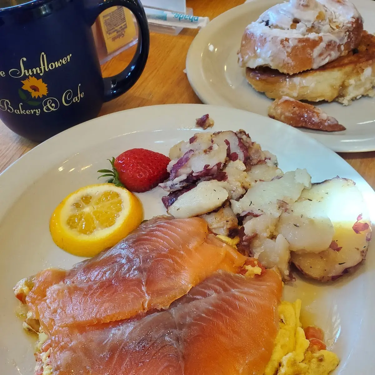 Smoked Salmon & Eggs Scrambled Eggs