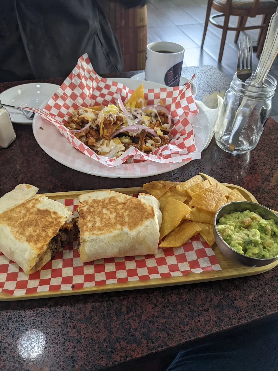 Don Chavas Burrito and Nachos