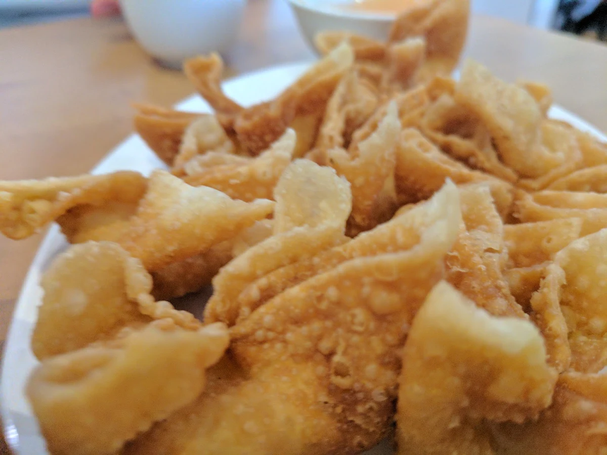 Crab Cheese Wontons, Pho Dui Bo