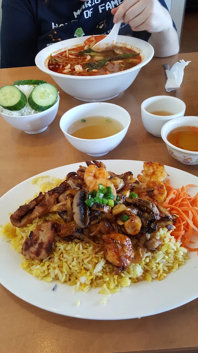 Fried Rice with Soup, Pho Dui Bo