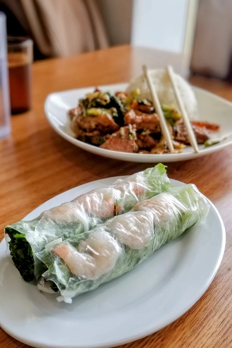 Spring Rolls, Pho Dui Bo