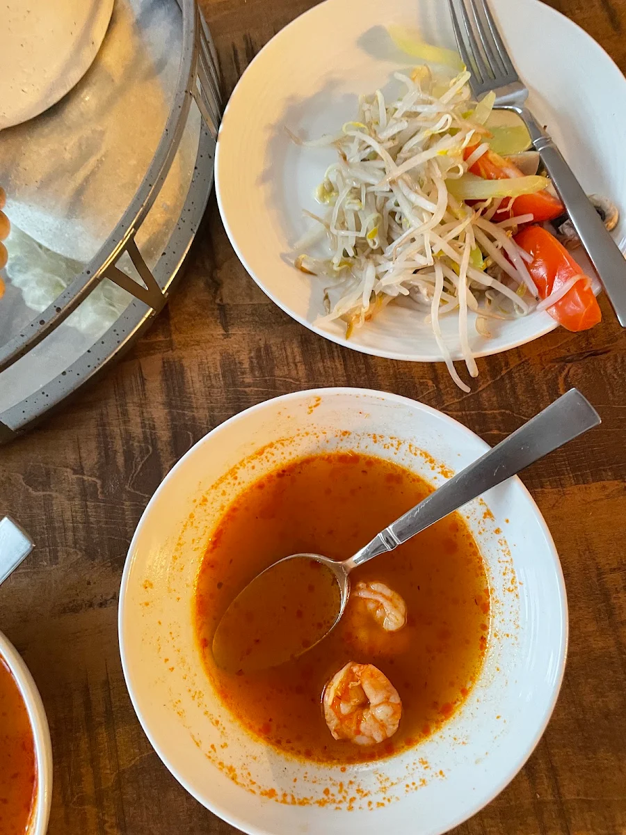 Tom Yum Soup, Pho Dui Bo