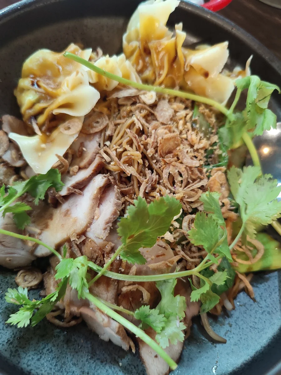 Wonton Soy Noodle, Le Soup