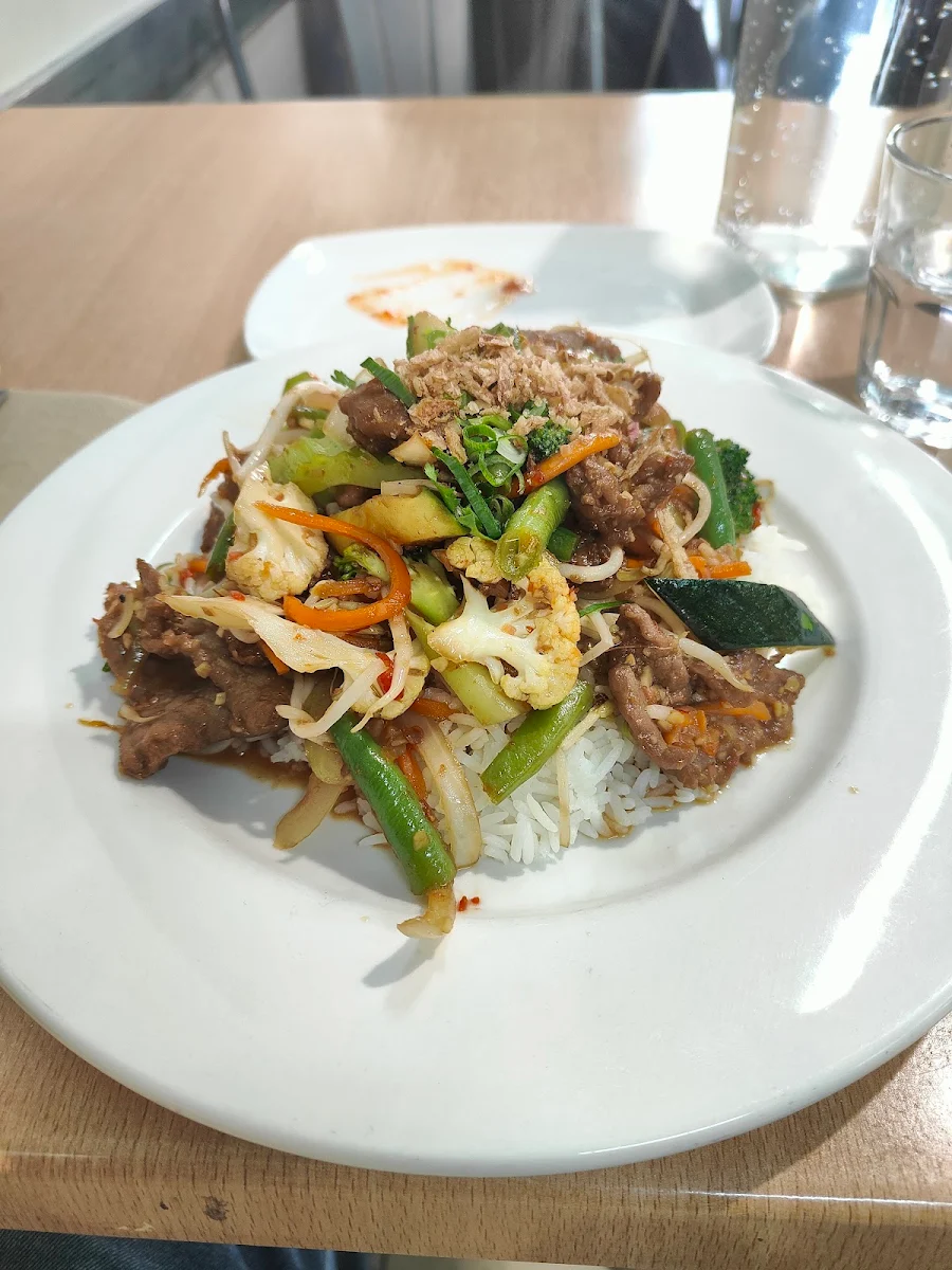 Beef Lemongrass & Chilli Bo Xao Xa Ot GF, Vietnamese Pho