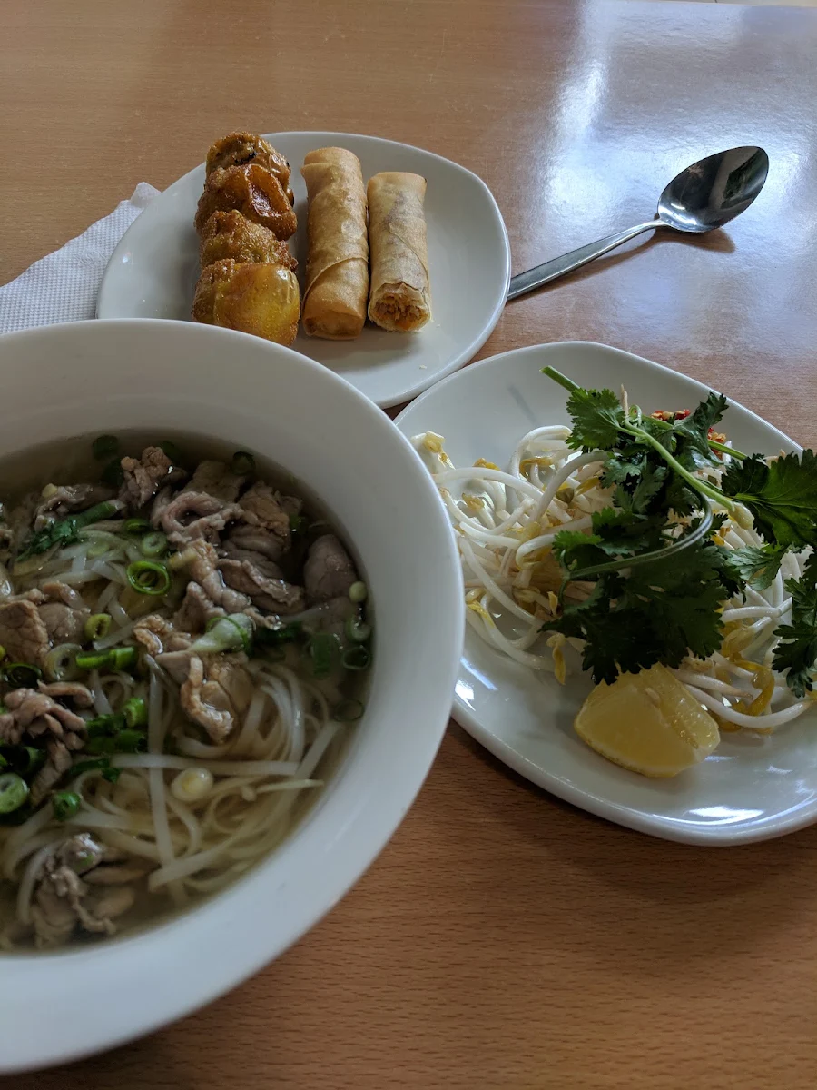Pho DAC Biet, Vietnamese Pho
