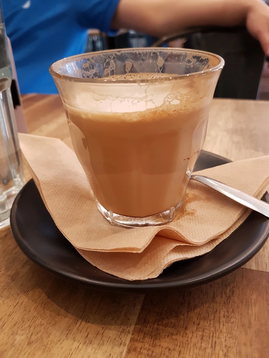 Regular Latte, Archers' Table