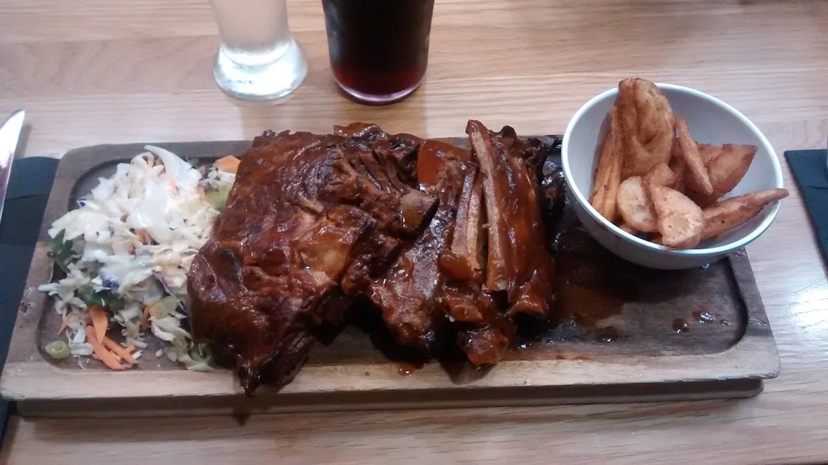 All You Can Eat Ribs, Bracken Ridge Tavern