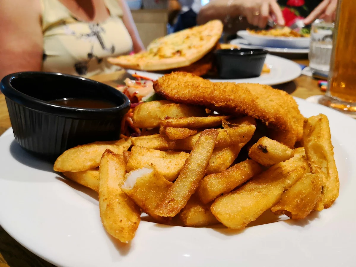 Chips and Chicken Schnitzel, Bracken Ridge Tavern