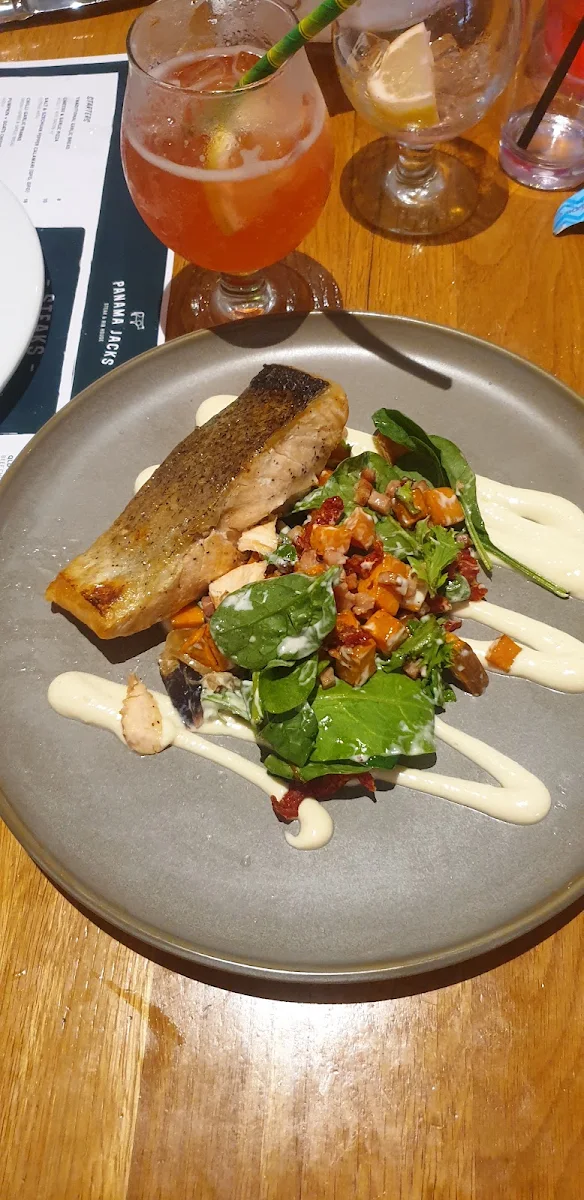 Salmon, Bracken Ridge Tavern