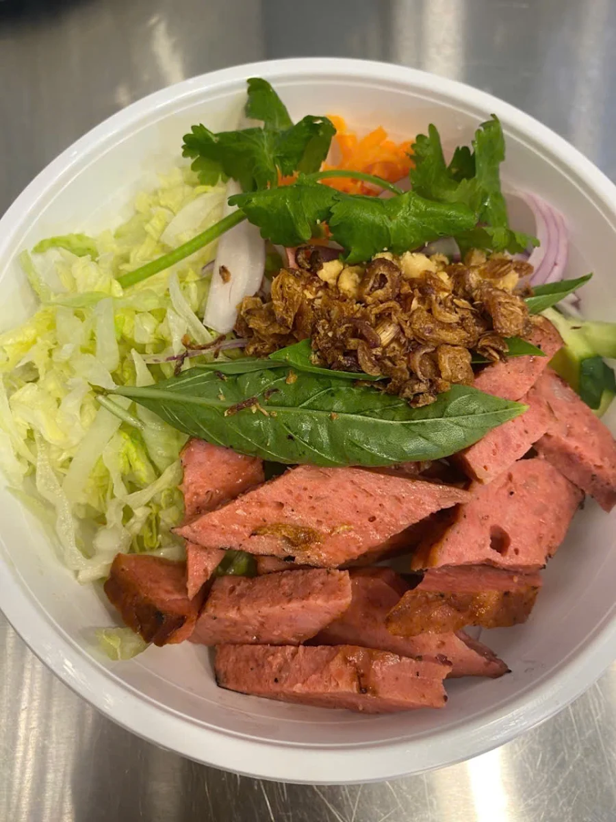 Highlights, Darwin Pork Roll