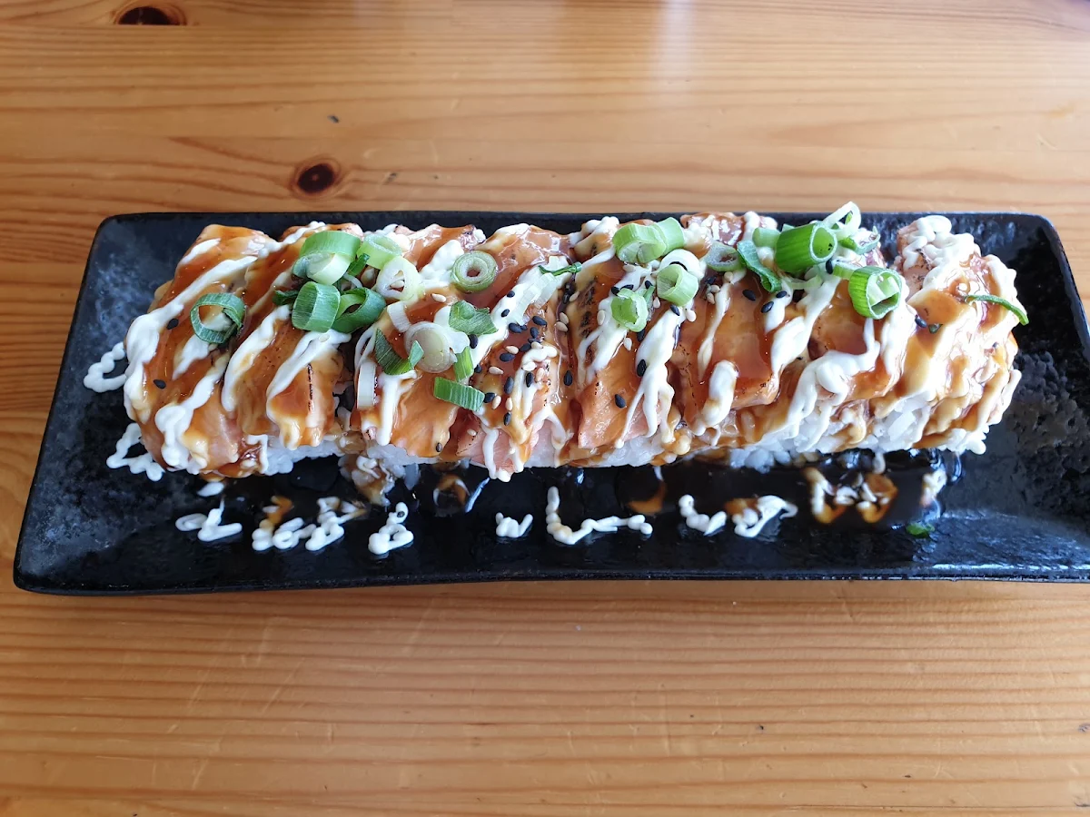 Salmon Lover Roll, Kumo Japanese Cuisine