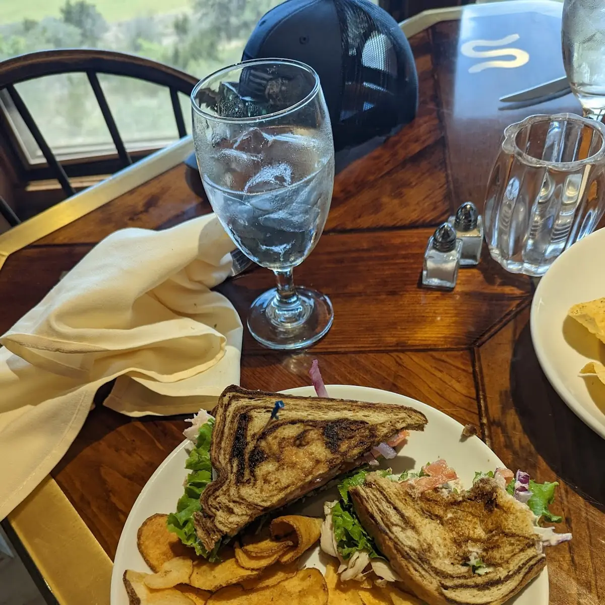 Turkey Sandwich on Marble Rye w Homemade Chips