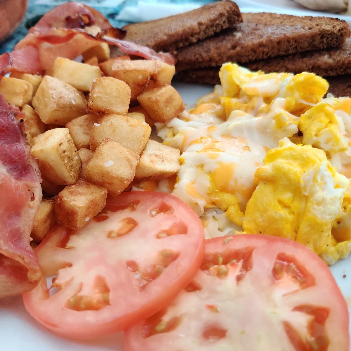 Howl Special Breakfast