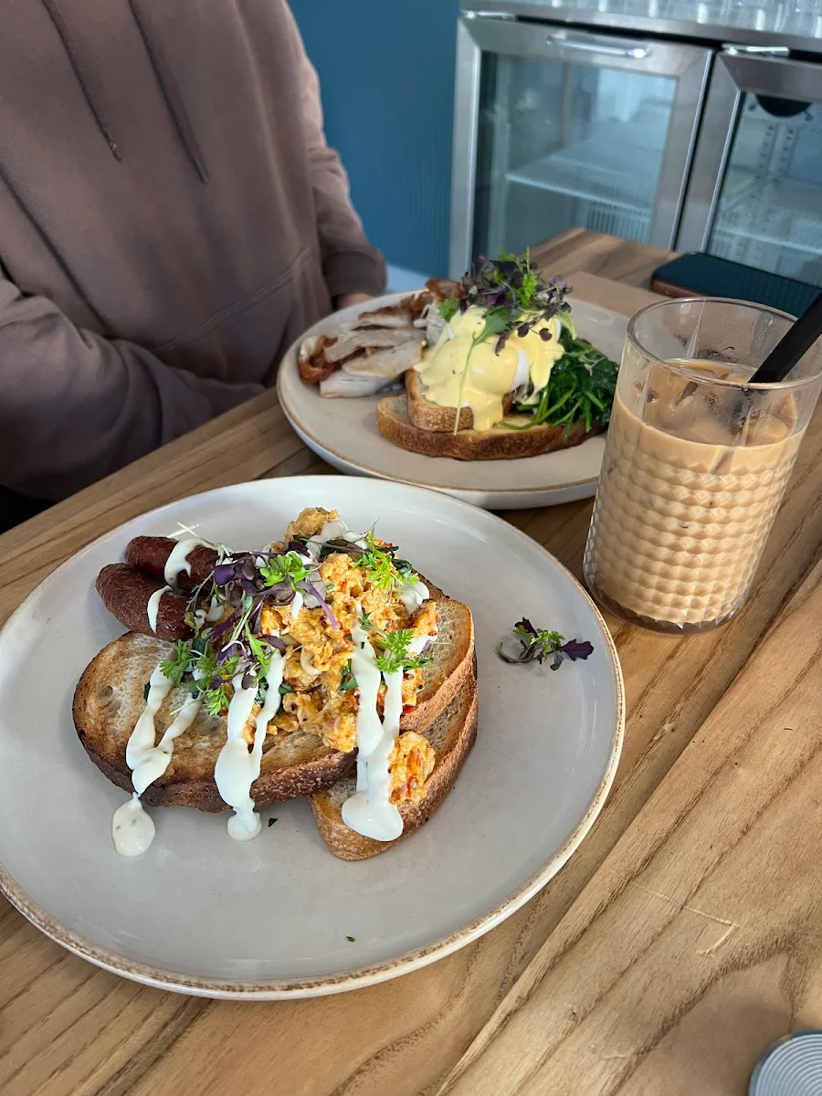 Highlights, Sussex Social