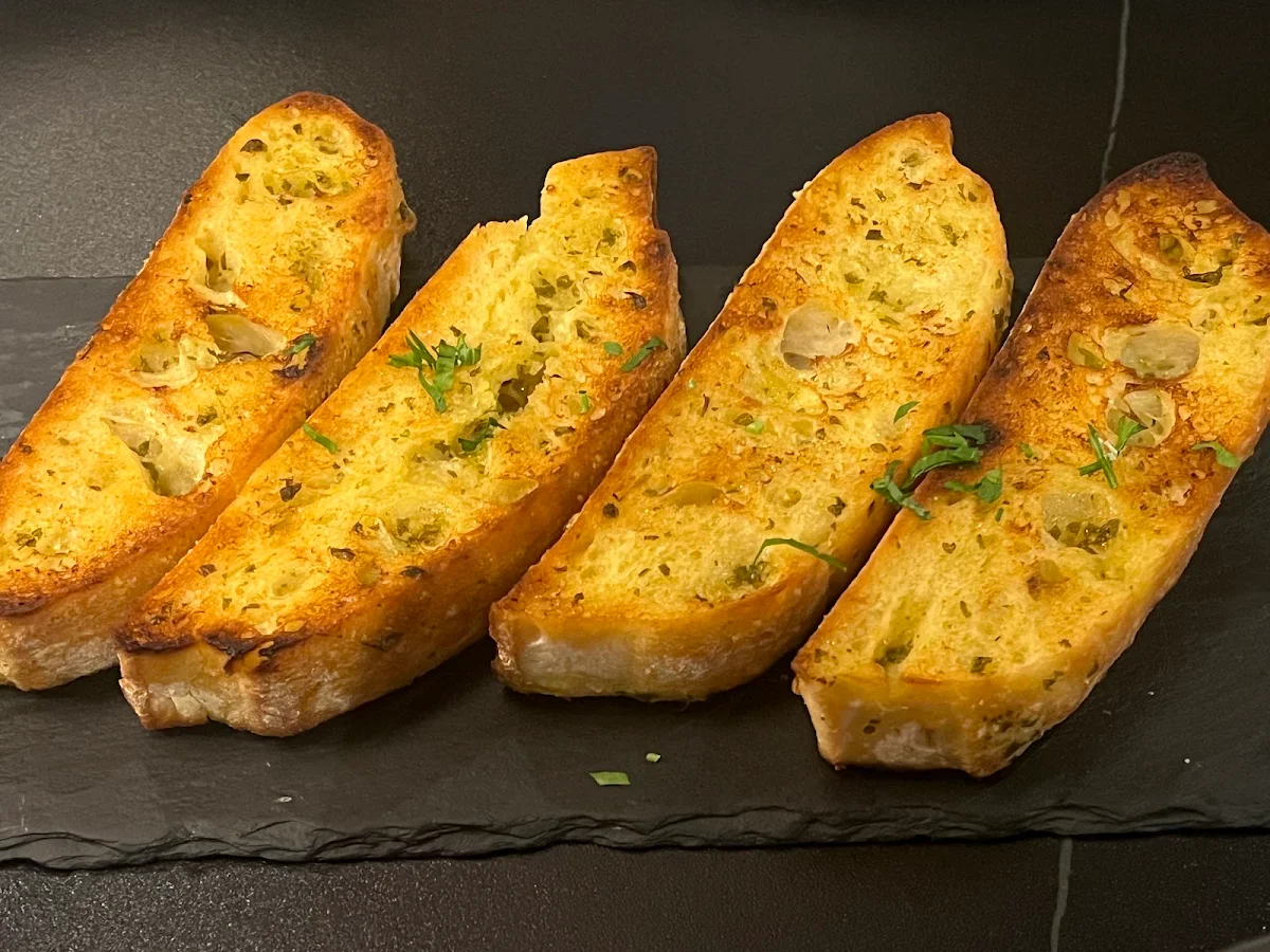 Garlic Bread, Elements Bar and Grill Pyrmont