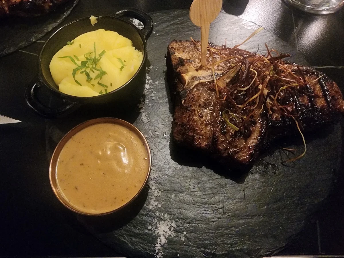 Steak with Mashed Potato Chips, Elements Bar and Grill Pyrmont