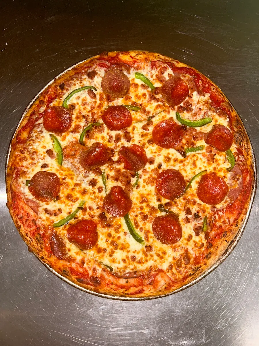 Highlights, Rocky Lake Pizza and Convenience