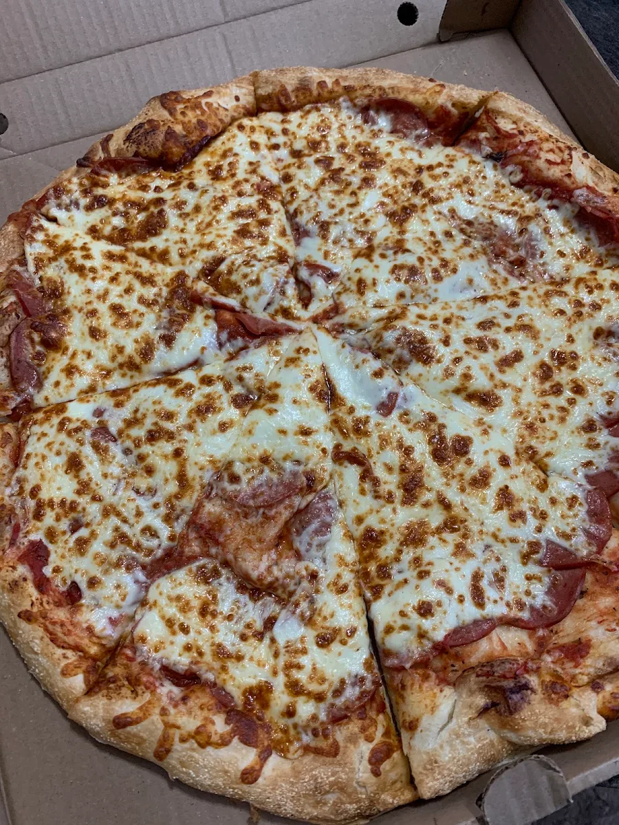 Highlights, Rocky Lake Pizza and Convenience