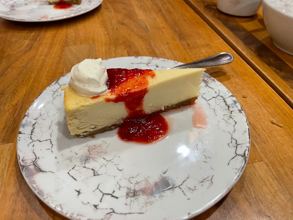 Strawberry Cheesecake, Burnaby Mountain Restaurant