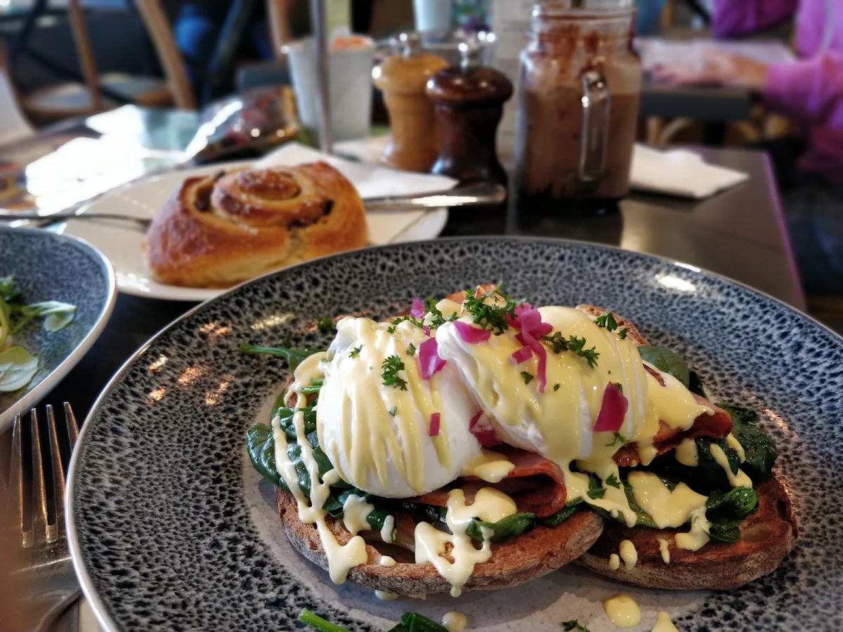 Eggs Benedict Assortment, Ardross Street Cafe