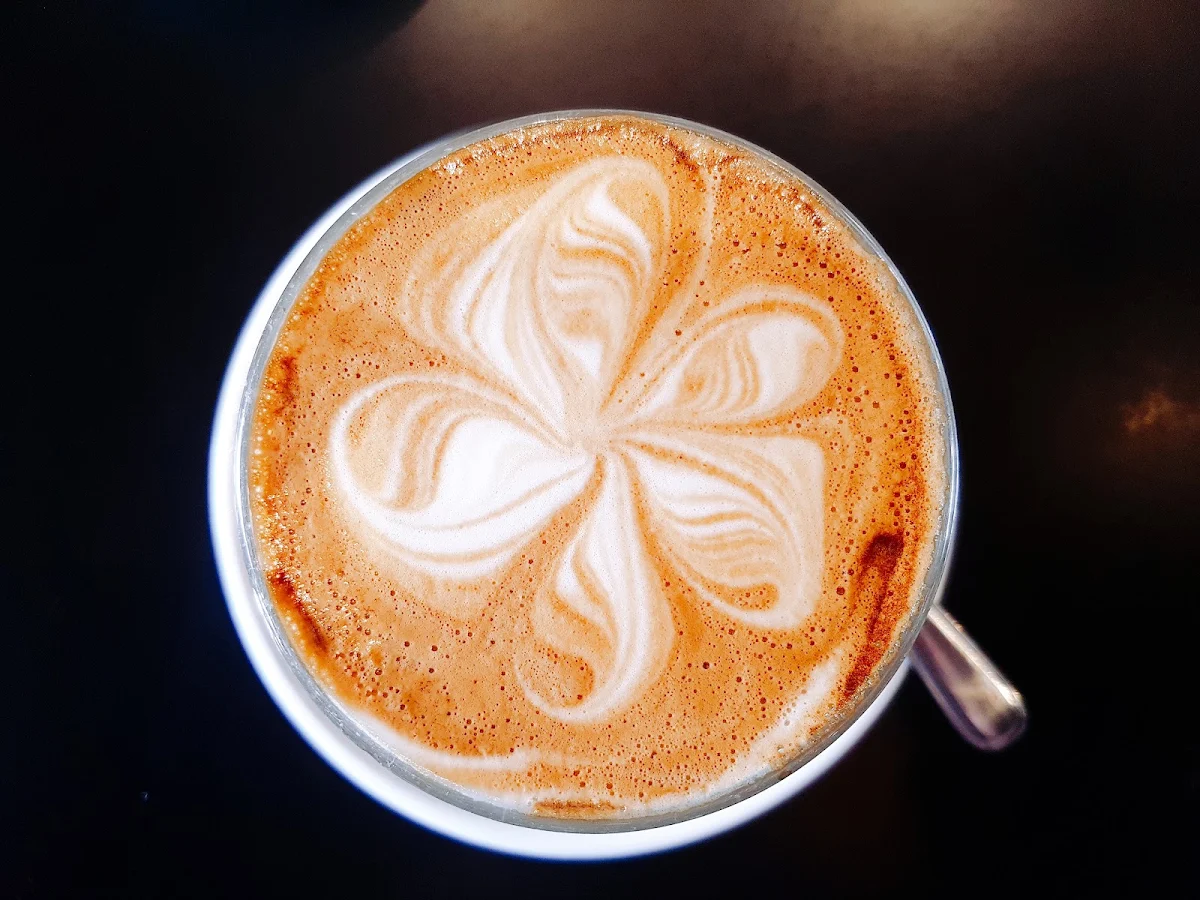 Highlights, Ardross Street Cafe