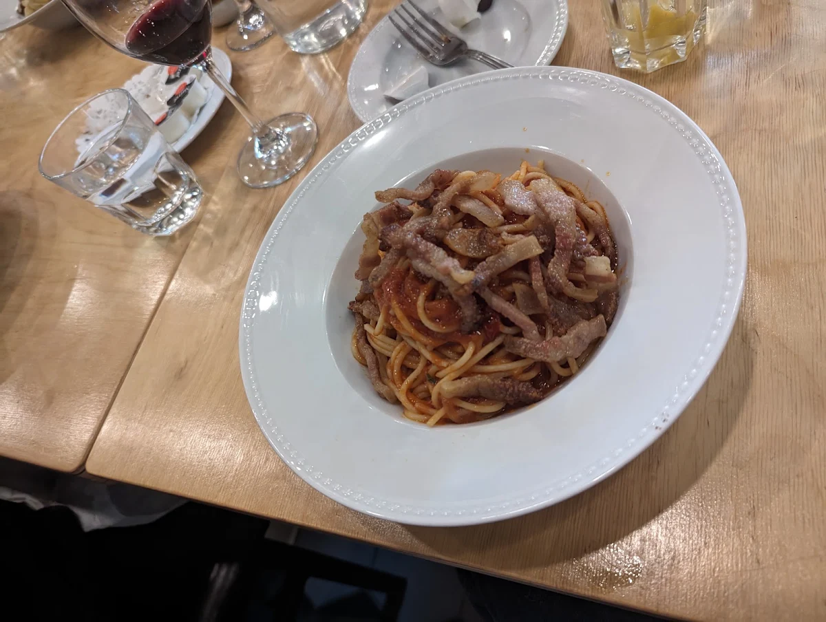 Pasta Amatriciana, Osteria Gallo