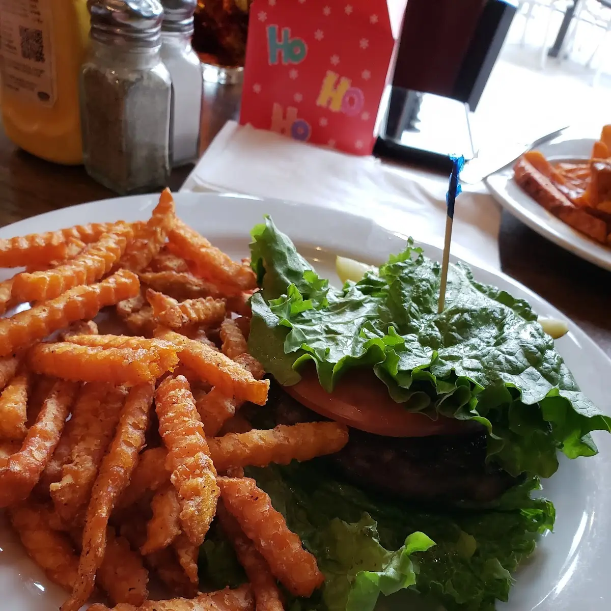 Lettuce Wrapped Bacon Burger