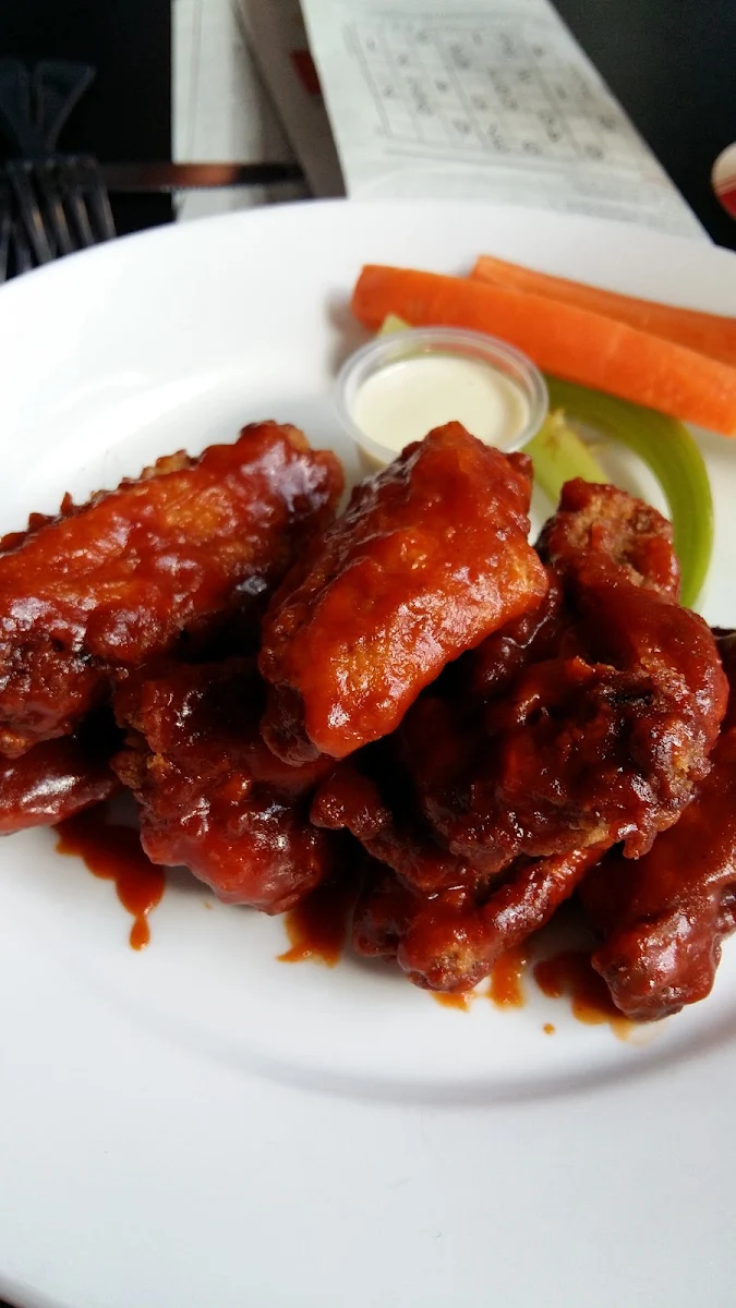 Chicken Wings, Church St. Garage Bar