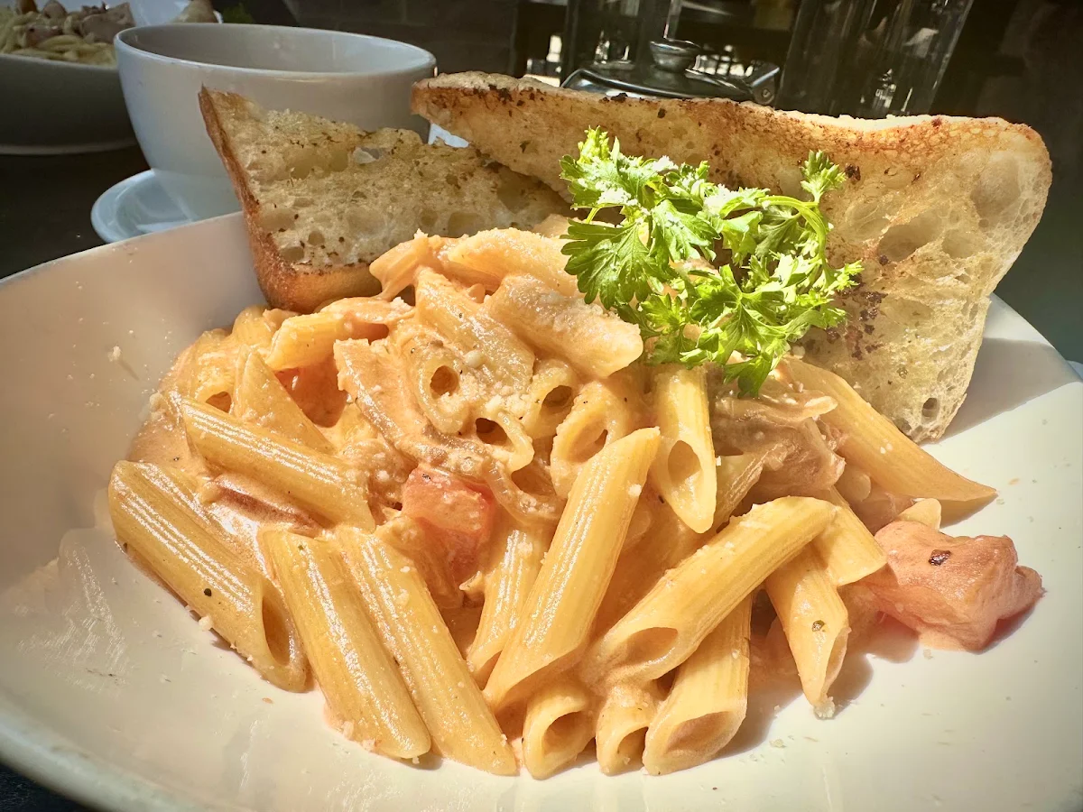 Penne Alla Vodka, Church St. Garage Bar
