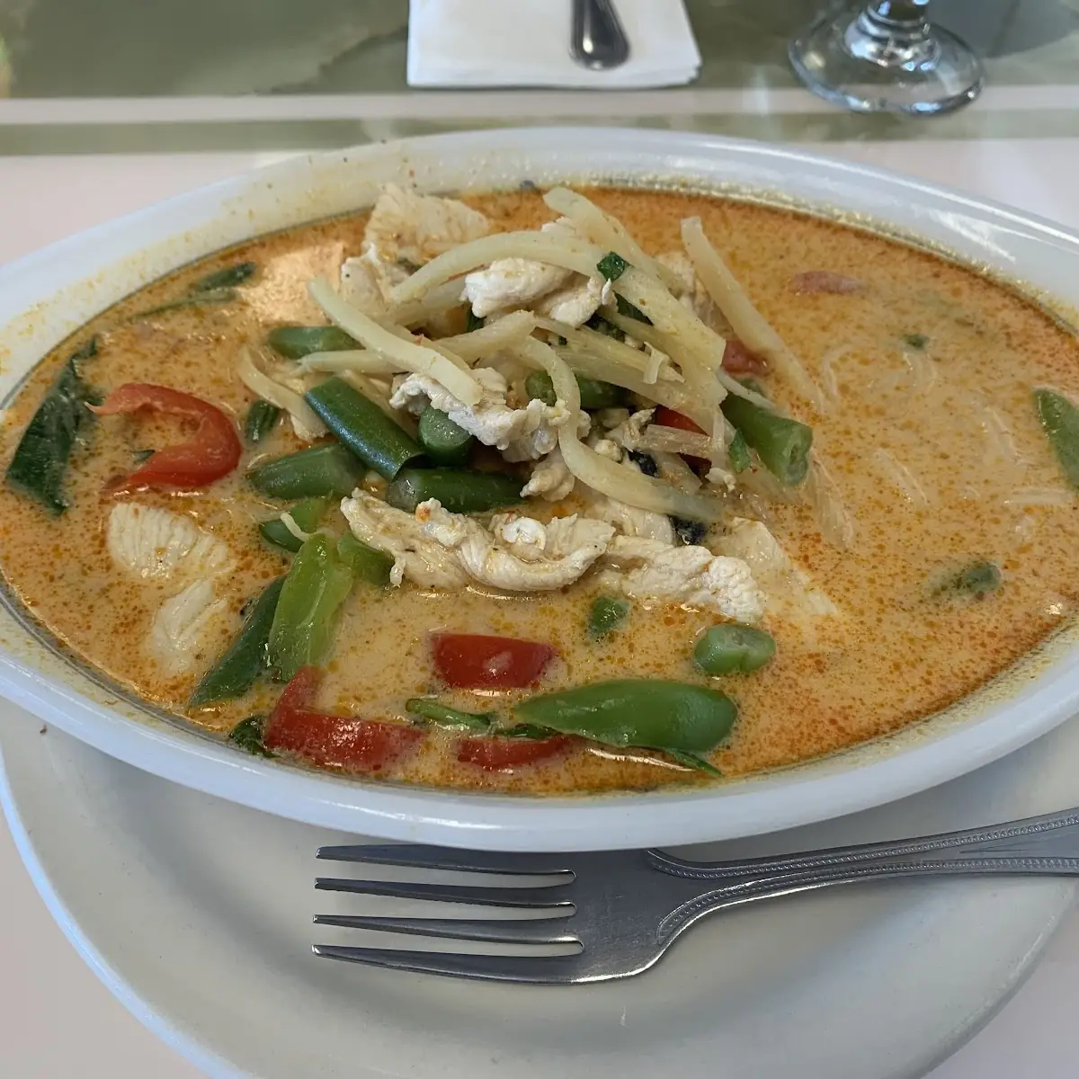 Kaeng Ped Red Curry