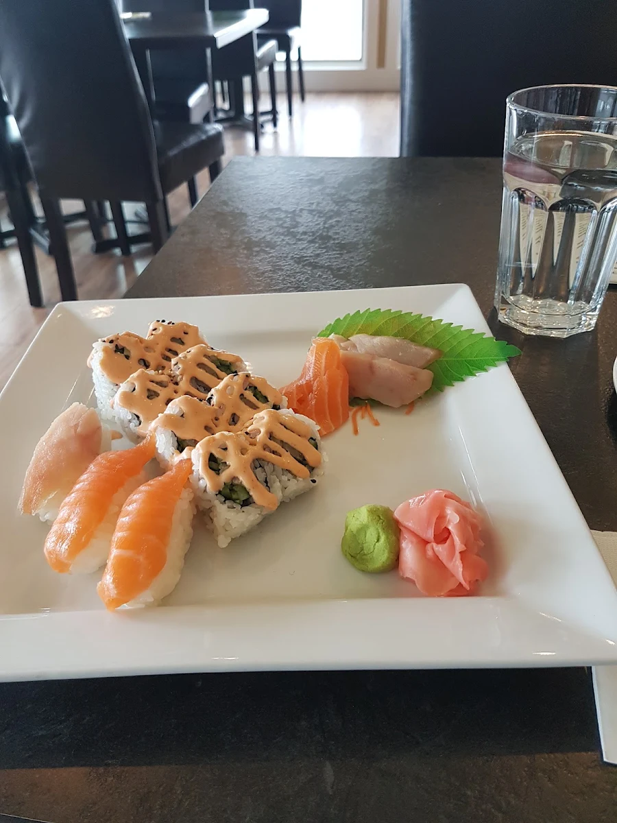 Salmon and Tuna Sushi and Sashimi, Yume Sushi Okotoks