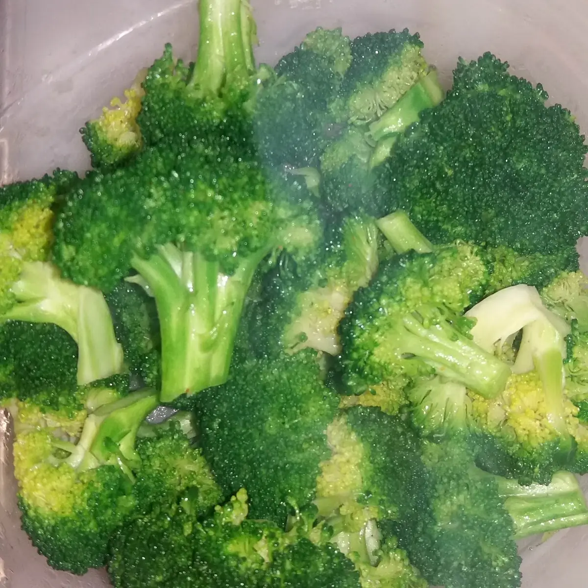 Broccoli with Garlic Sauce Entree Quart