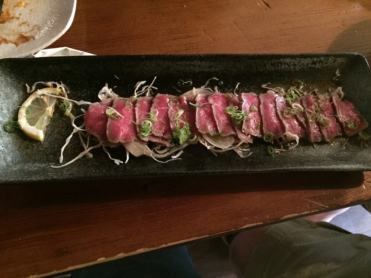 Beef Tataki, Izakaya Tomo