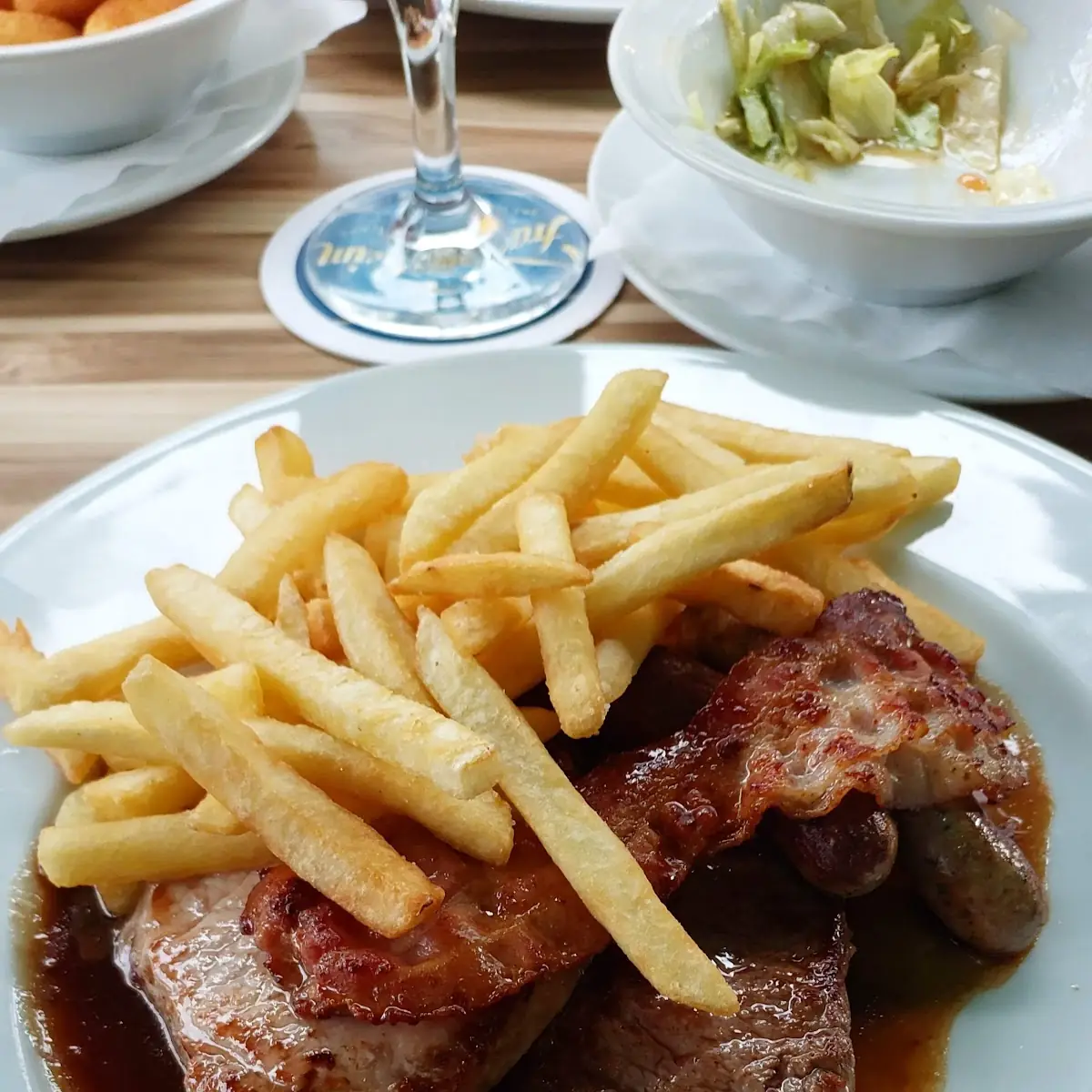 Grillteller Sehr Lecker, Gasthaus Plettenberg