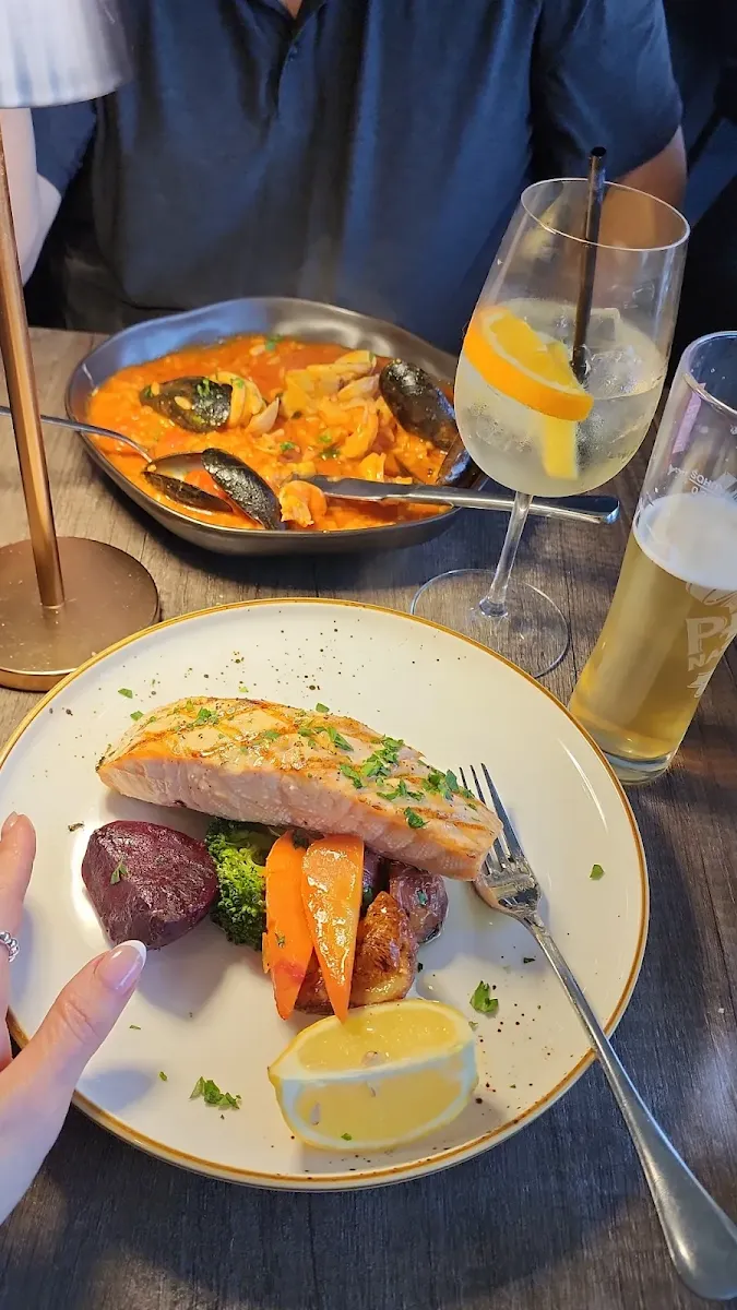 Seafood Risotto & Salmon Dinner, IL Gatto e la Volpe Bradford