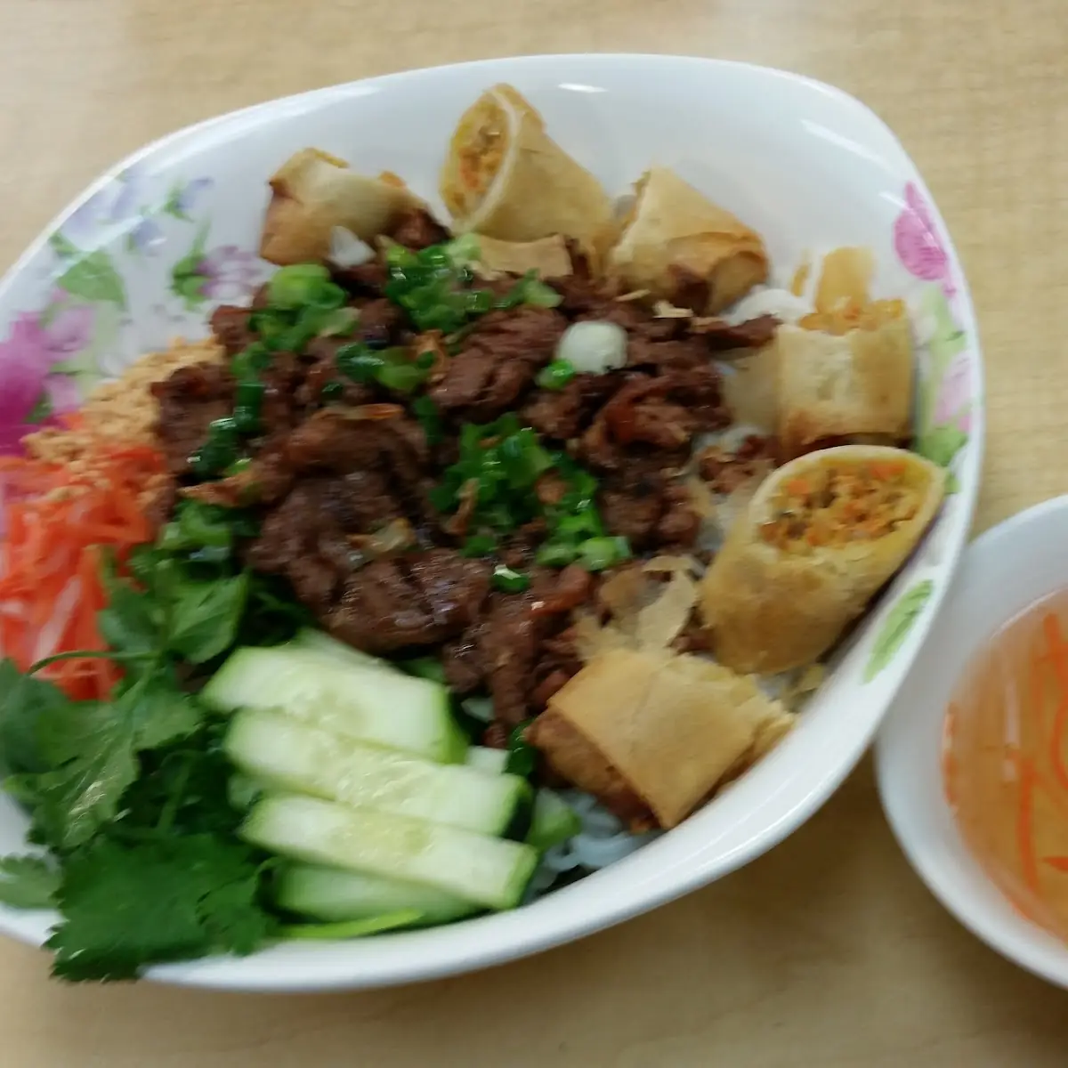 Bun Bo Cha Gio