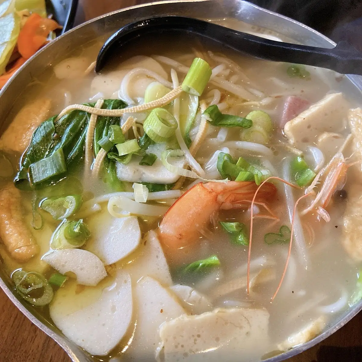 Seafood Rice Noodle Pot