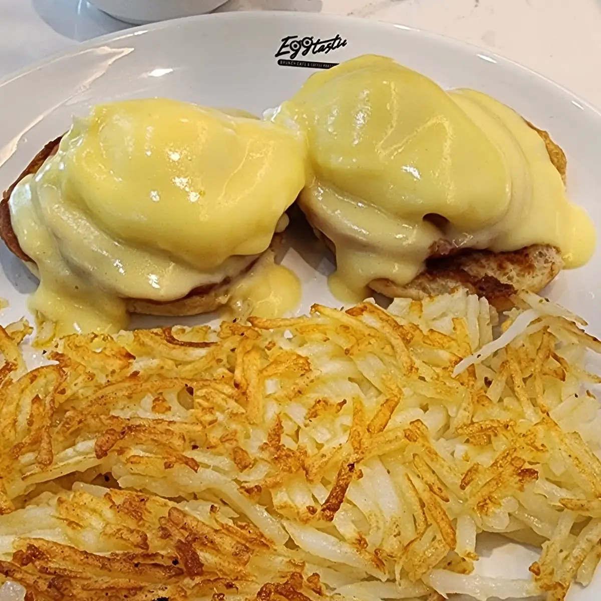Eggs Benedict