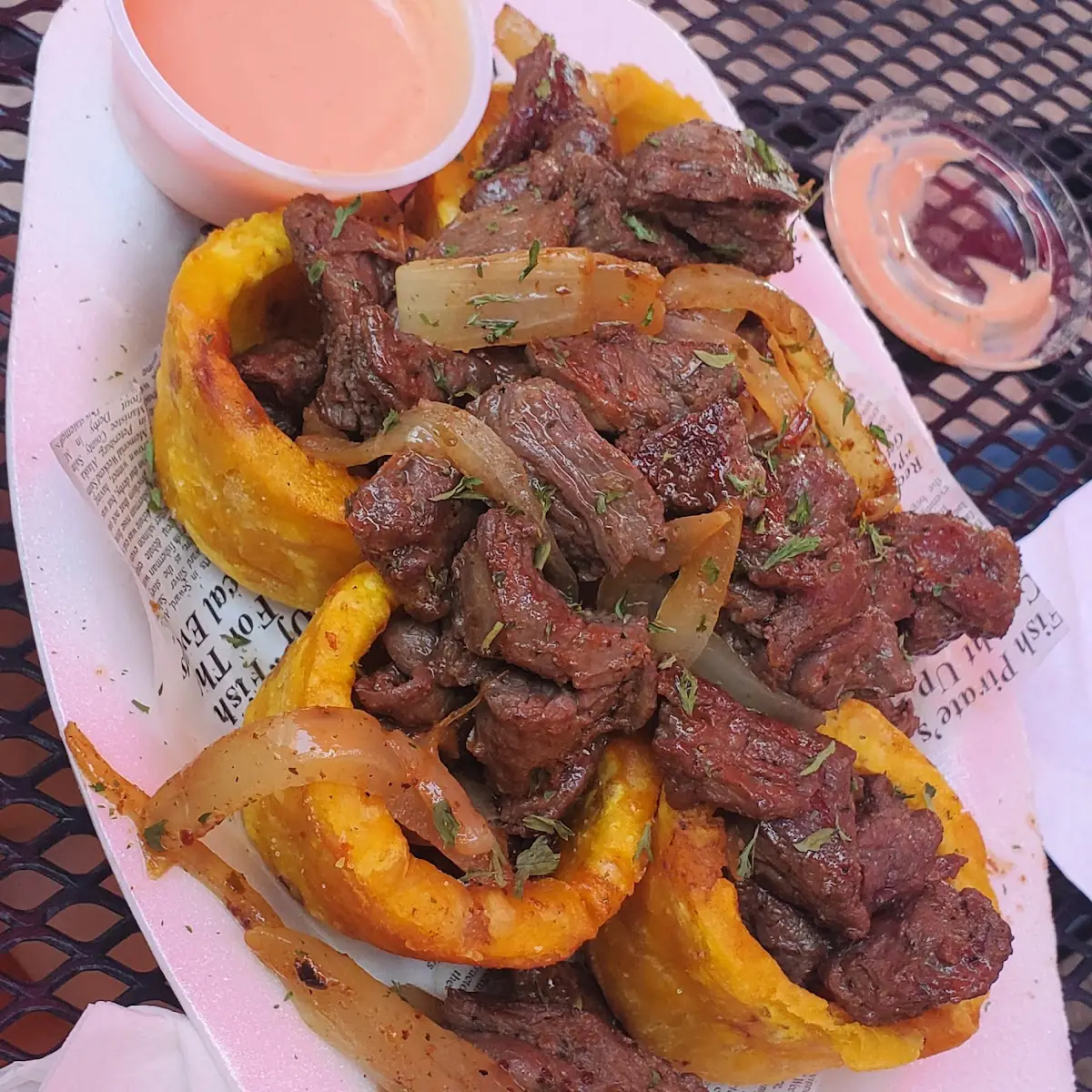 Tostones Rellenos de Churrasco