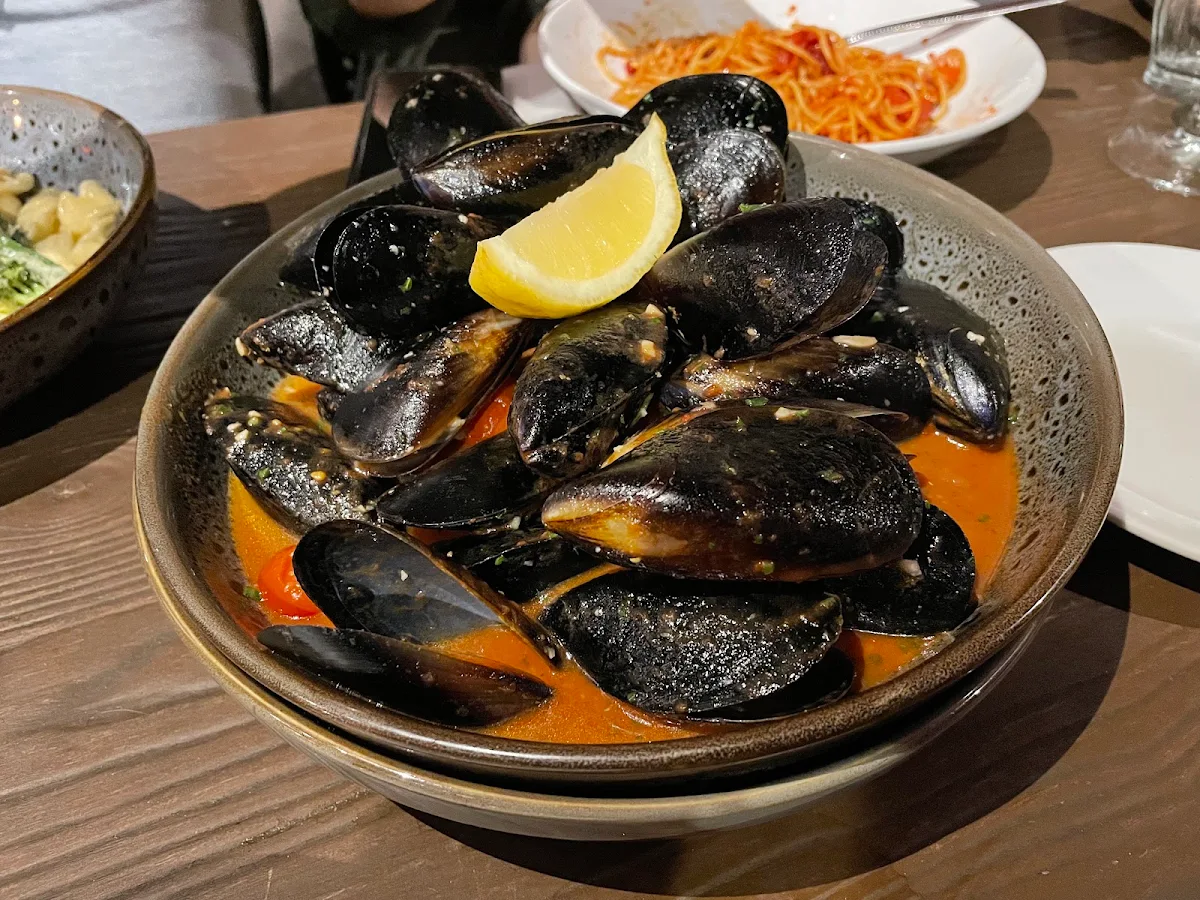 Chilli Mussels with Crusty Bread, Pizzaca Pizzeria & Bar