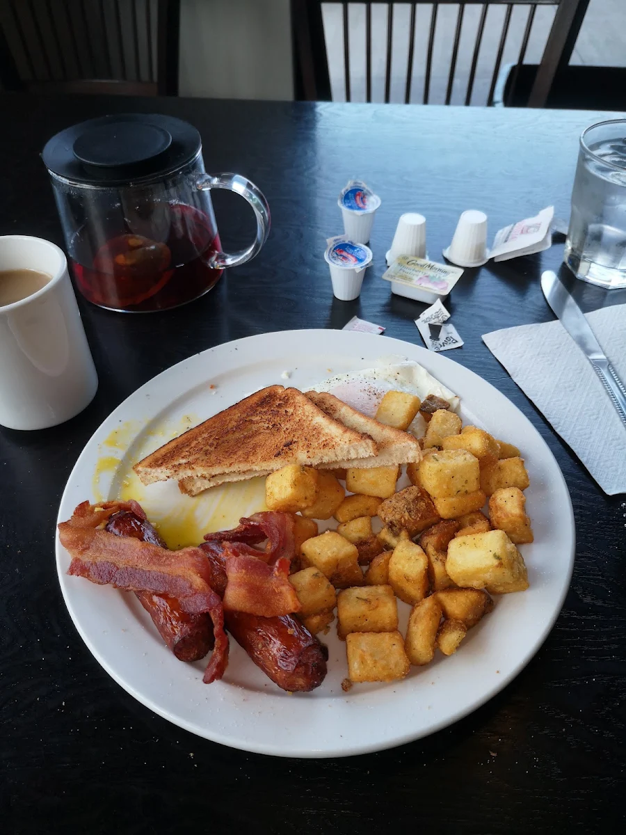 3 Eggs with Home Fries, Home Plate Restaurant