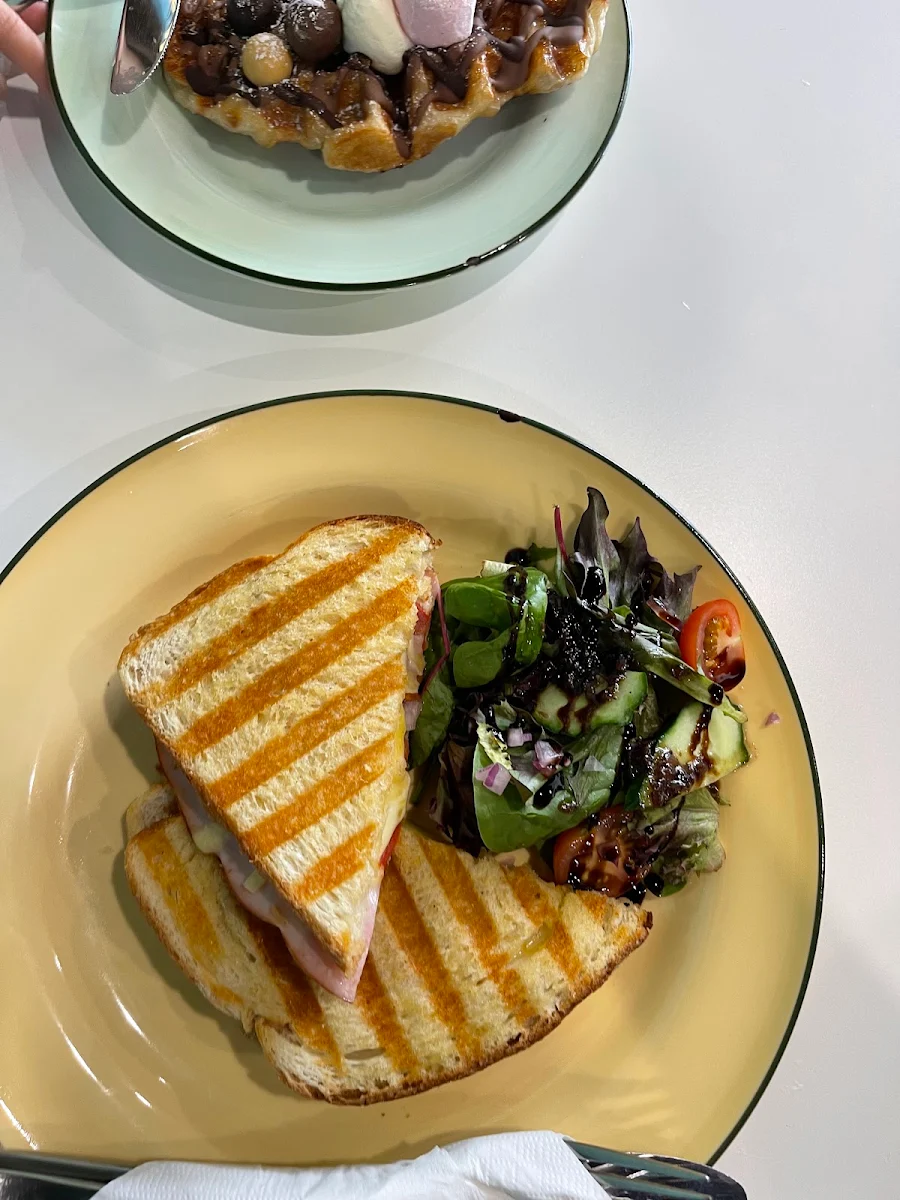 Highlights, blossom cafe