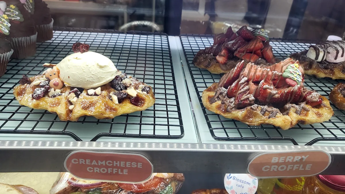 Highlights, blossom cafe