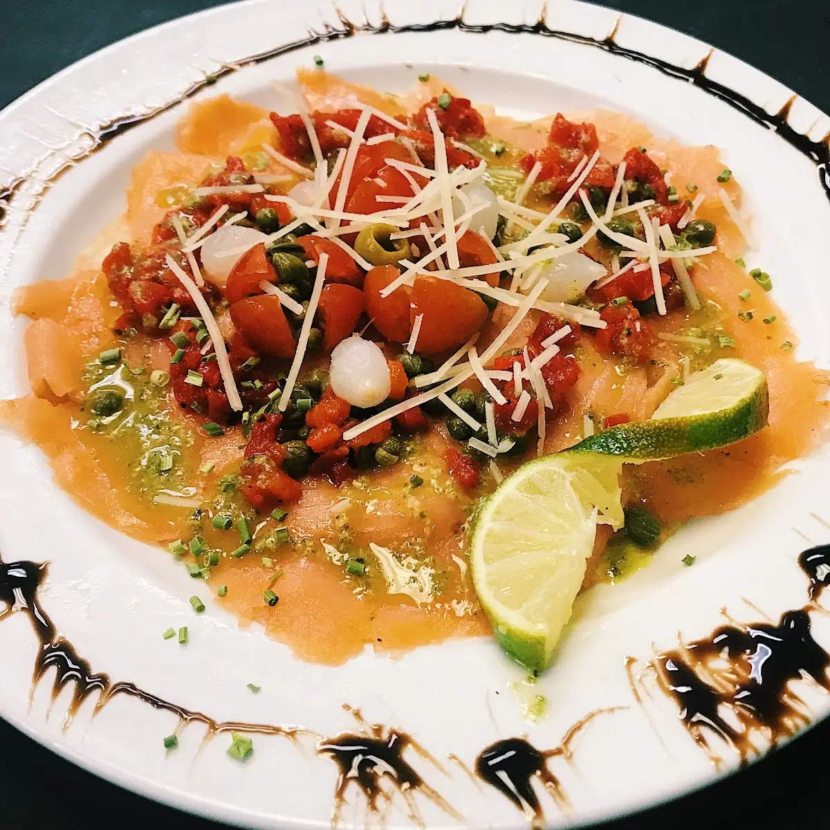 Tuna Poke Nachos