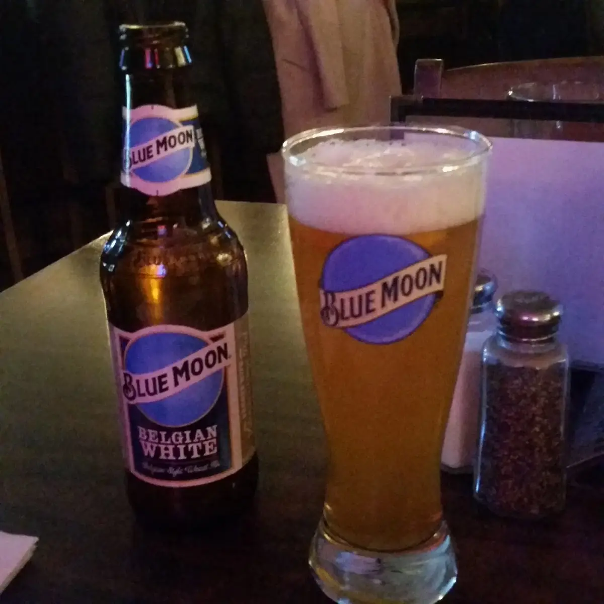 Blue Moon Belgian White