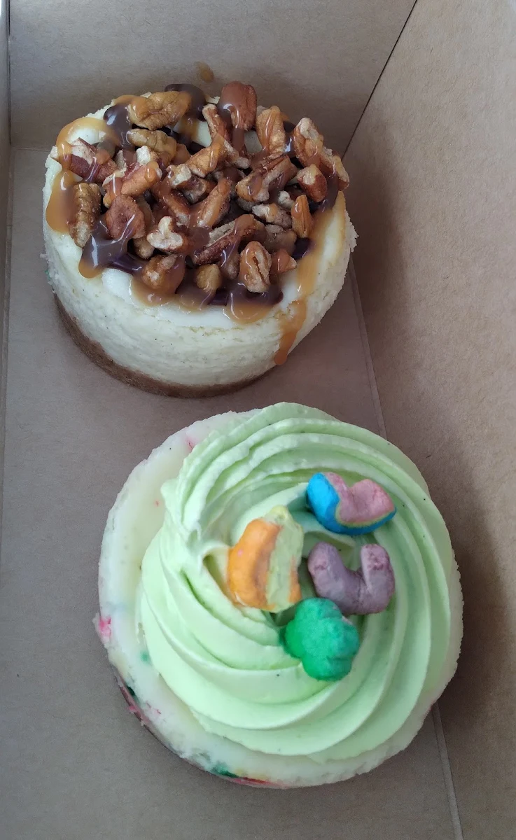 Lucky Charms Cheesecake