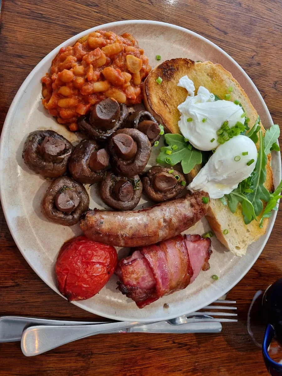 English Breakfast, Salt Dish