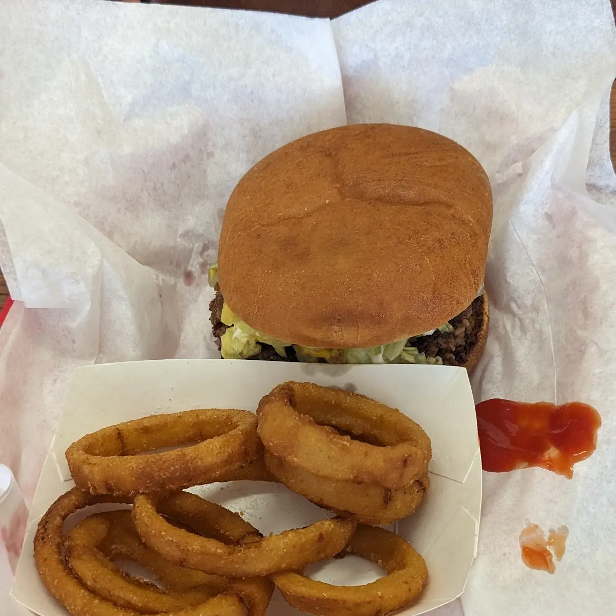 Hamburger Double with Onion Rings